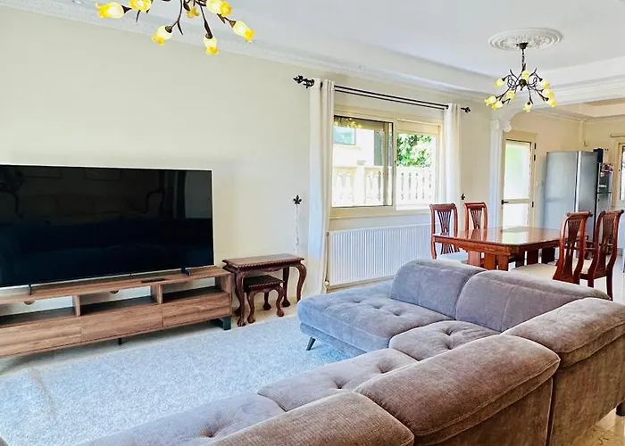 Alkeou Case de vacanță